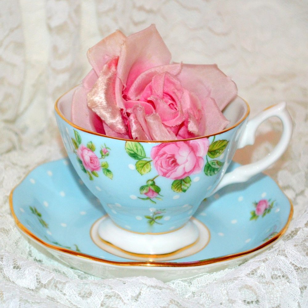 ROYAL ALBERT blue polka dot cup & saucer